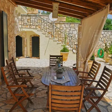 Stone Pool House Gouvia Vilă *