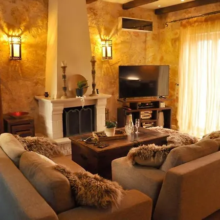 Stone Pool House Gouvia * Corfu (city)